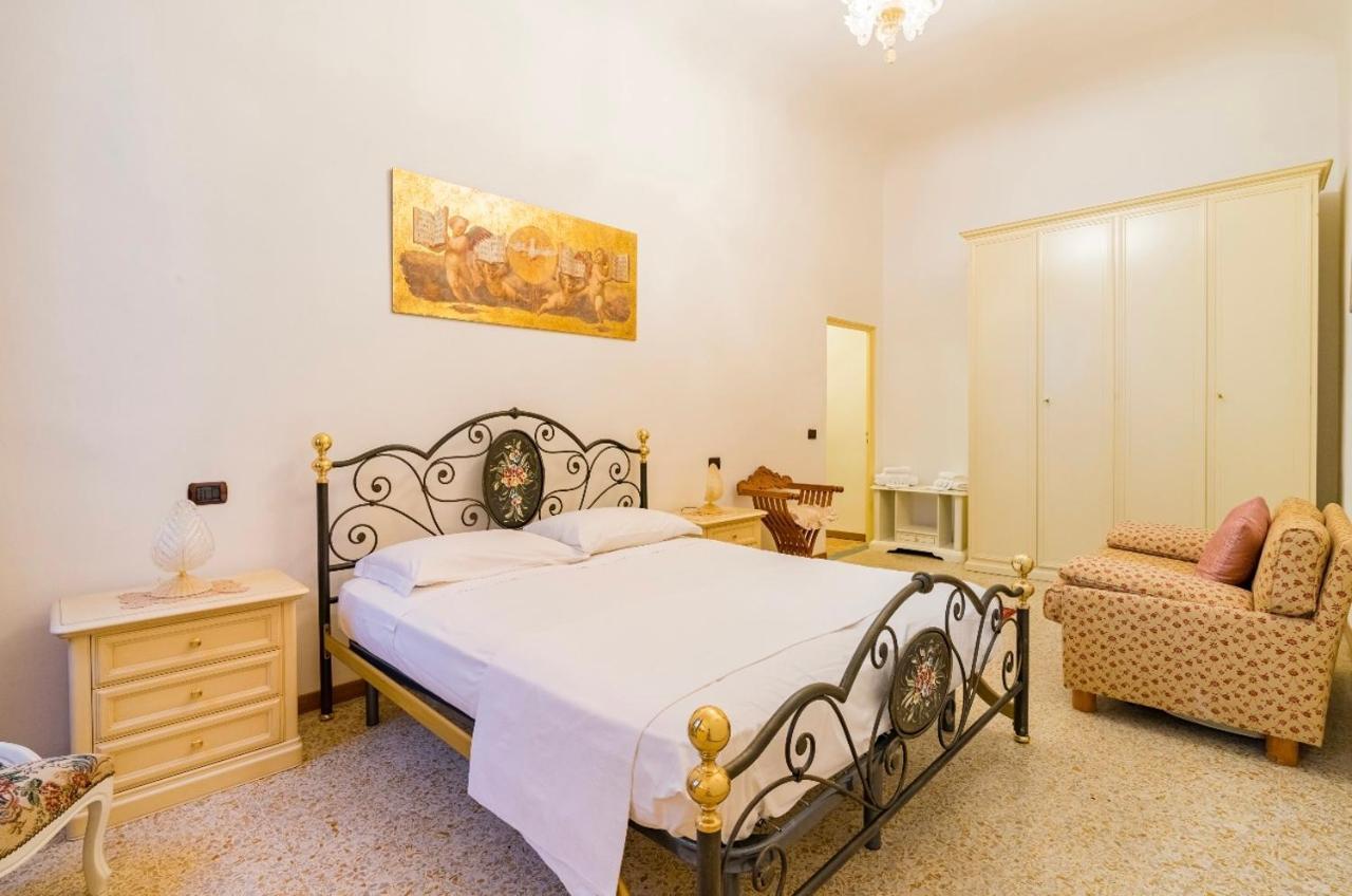 Appartement Central And Spacious à Florence Extérieur photo